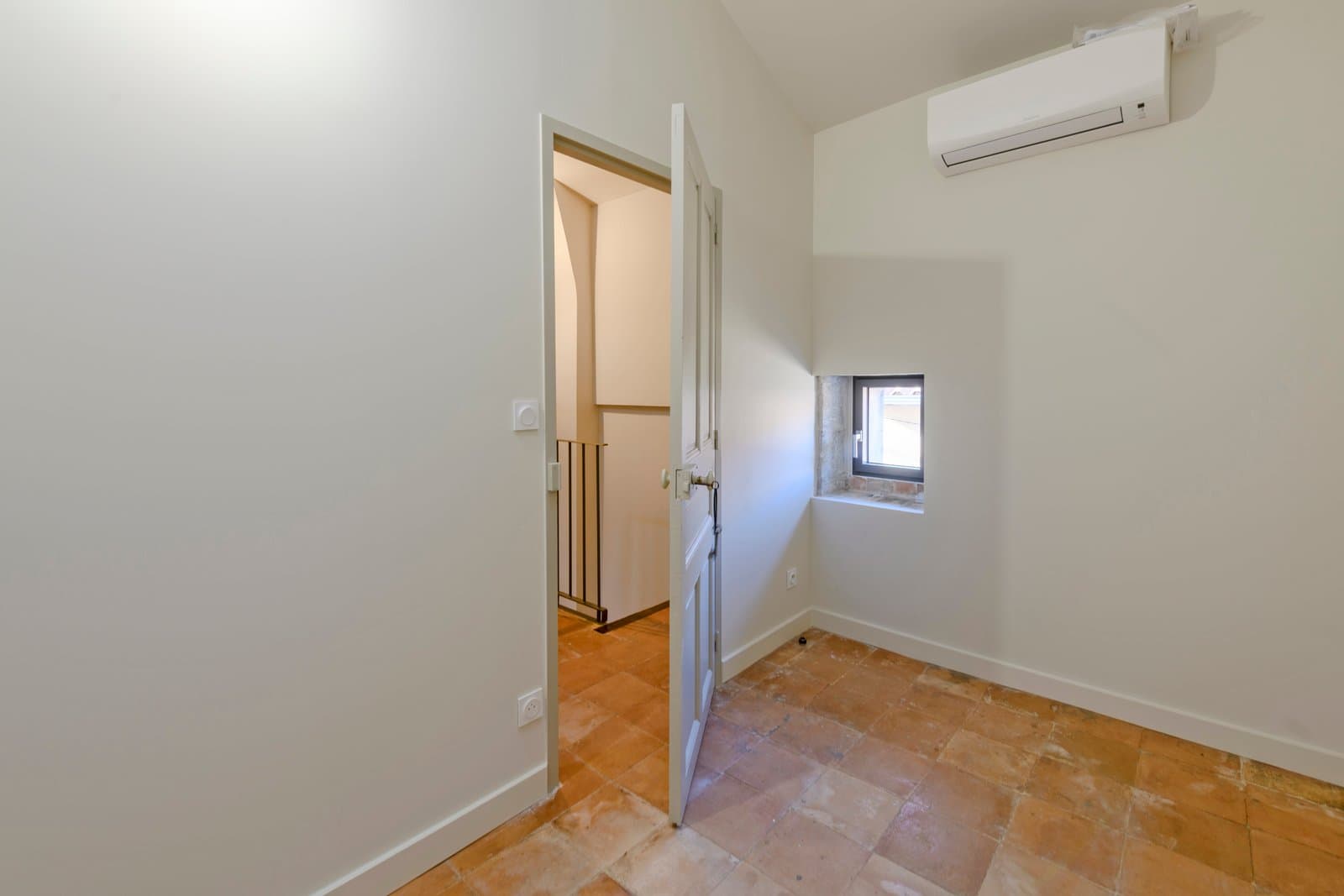 Transformation des chambres, avant